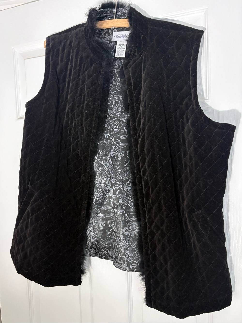 Quilted Faux Fur-Trim Vest - Black